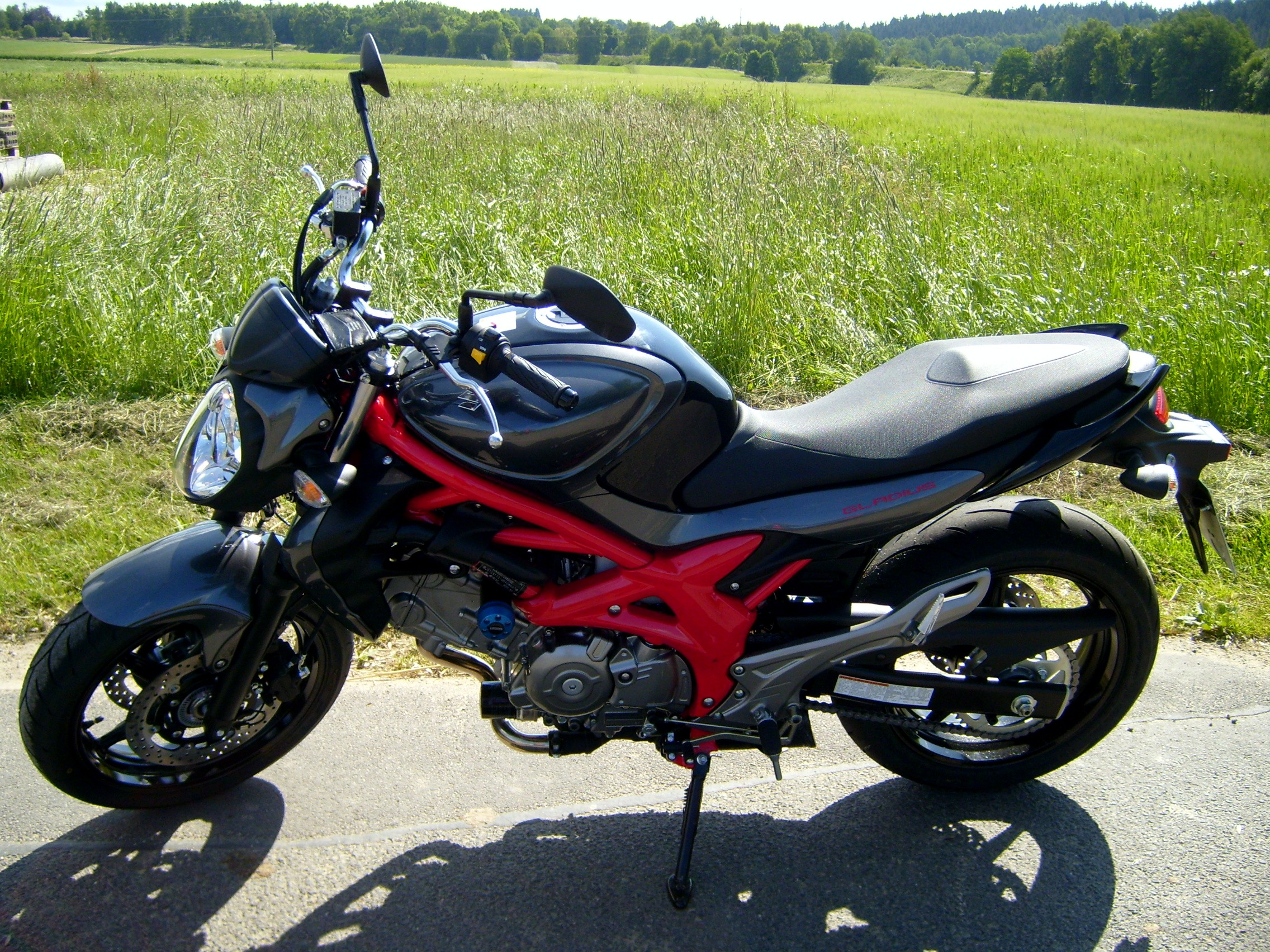 Suzuki Gladius SFV 650